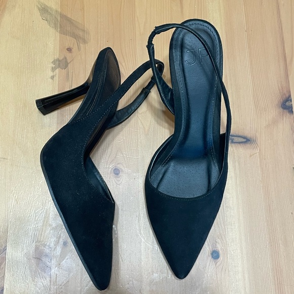 JustFab Black Heels Sleek Sling Back Pumps - Picture 2 of 5
